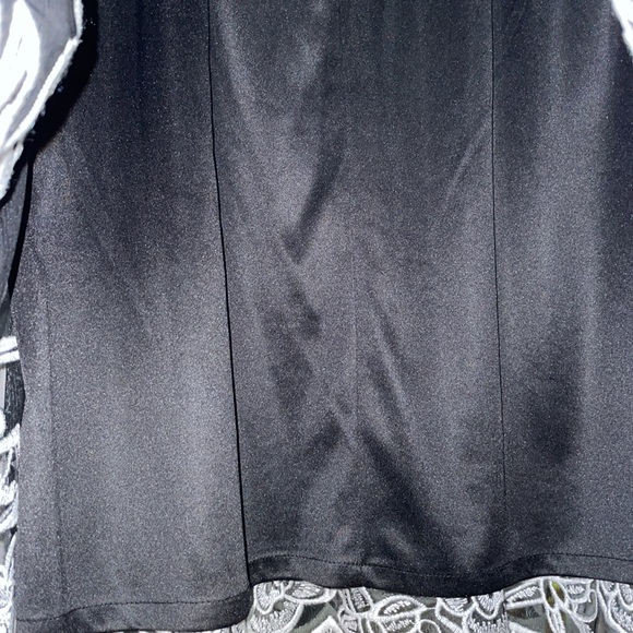 Alfani Floral Pleated Skirt - Black & White - Size XL - Picture 6 of 8